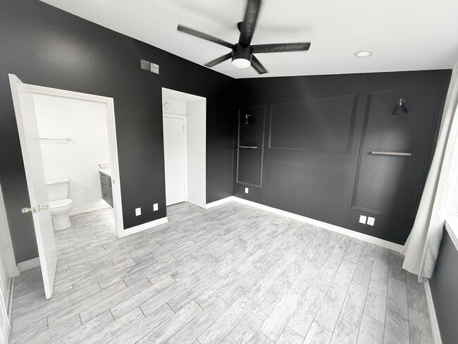 Building Photo - 13148 Shirebourn Rd