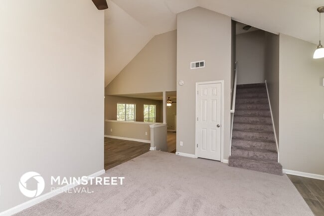 Building Photo - 708 Stonebridge Terrace