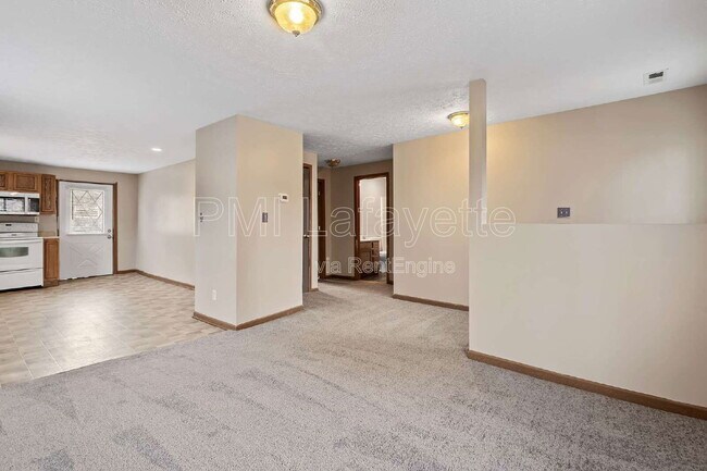 Building Photo - 617 Oregon St