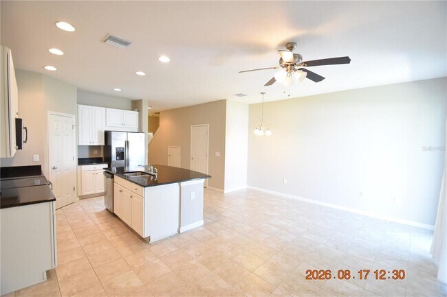Building Photo - 7031 Woodchase Glen Dr