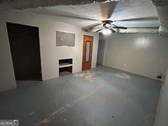 Building Photo - 1271 Arrowhead Rd