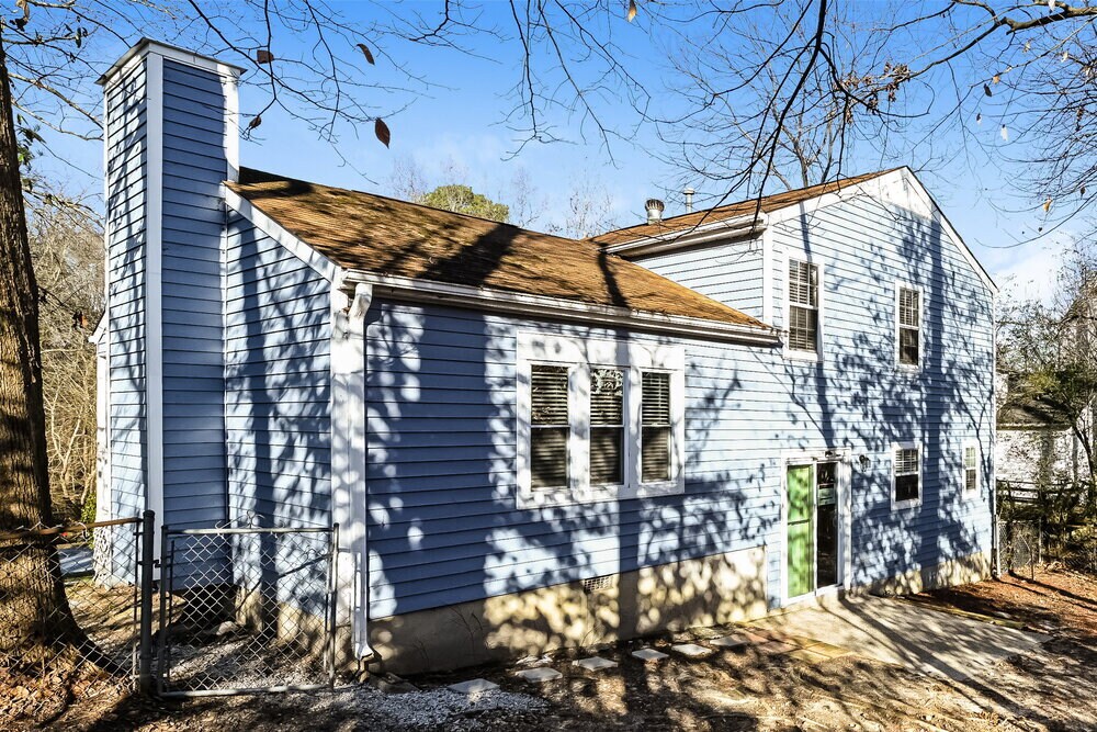 Building Photo - 5895 Brookside Dr SE
