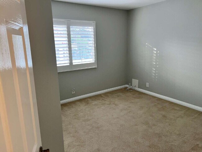 Building Photo - $4,500 - 4 Bed / 3 Bath House in Rancho Del Rey