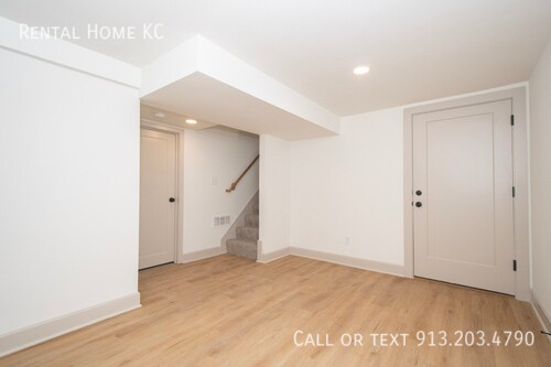 Building Photo - 5620 Rosehill Rd