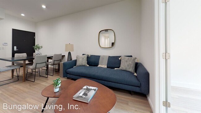 Building Photo - 1516 Colby Ave