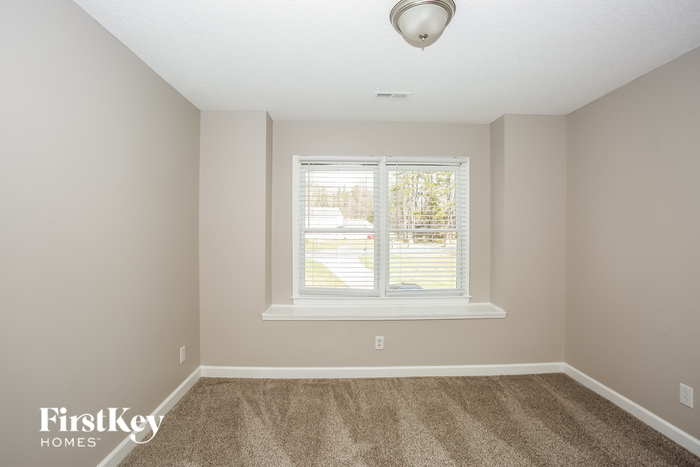 Building Photo - 11306 Quarterhorse Ct