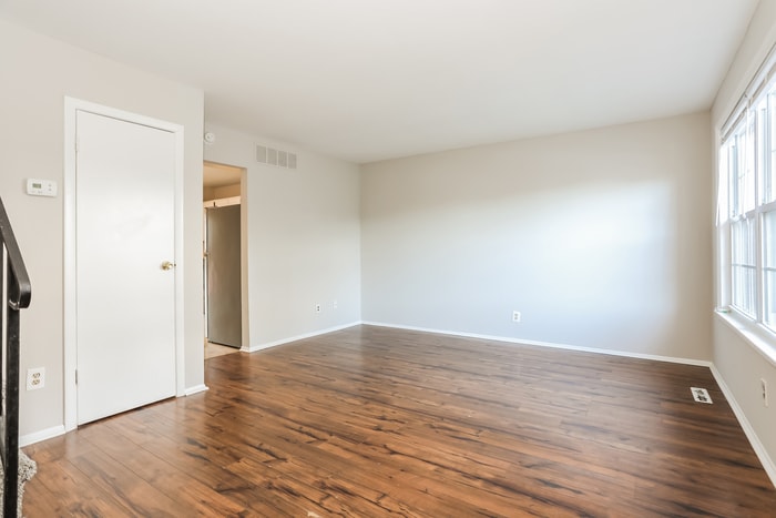 Building Photo - 1386 Harford Square Dr