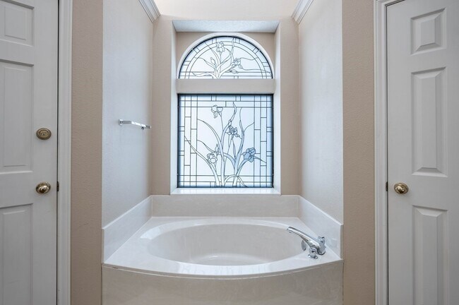 Building Photo - 103 Chukar Run