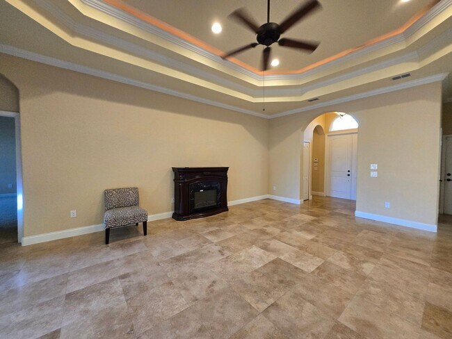 Building Photo - 5/3.5 Willow Oak Plantation