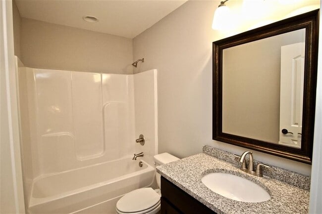 Building Photo - 418 Cumberland Ridge Ct