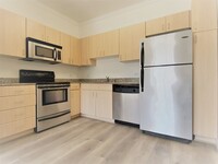 Building Photo - Upgraded 1bd/1ba Condo in the desirable co...