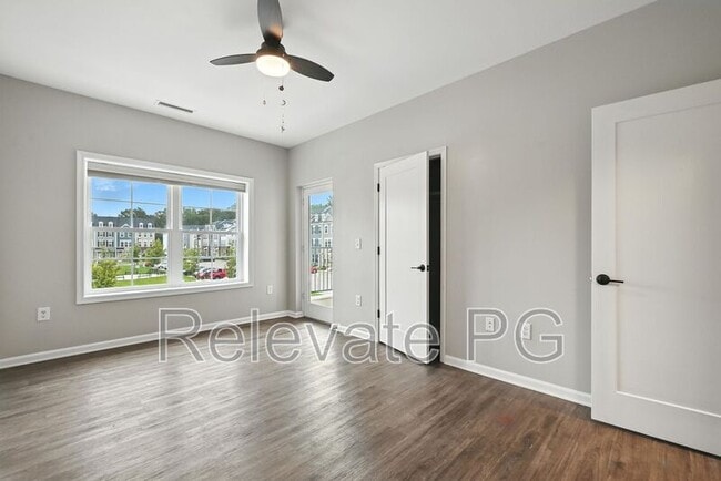 Building Photo - 1420 Ewing Pk Lp