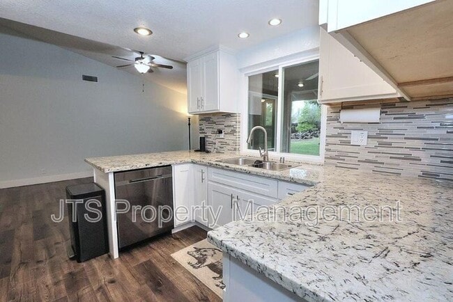 Building Photo - 5248 Phoenix Ridge Pl