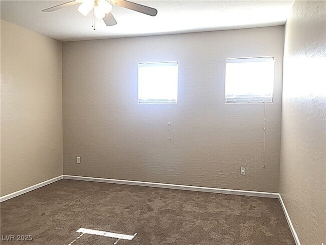 Building Photo - 183 Rolling Fields Ct