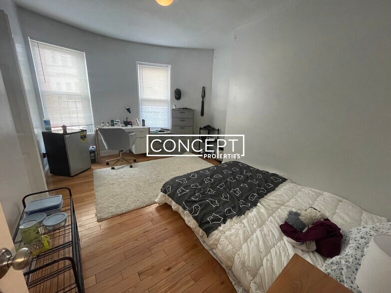 Building Photo - 55 Dudley St