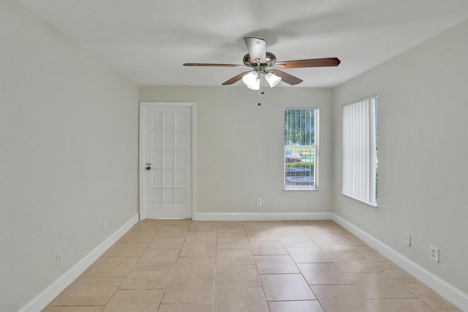 Building Photo - 12650 Vista Isles Dr