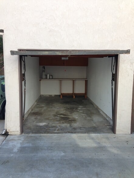 Single car garage with remote opener - 16622 Jib Cir