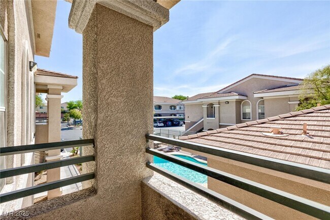Building Photo - 9330 W Maule Ave