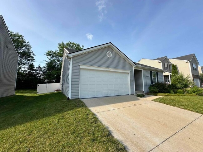 Building Photo - 8118 Cypress Cir