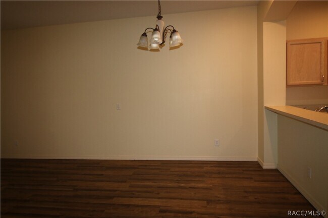 Building Photo - 1600 W Spring Meadow Loop