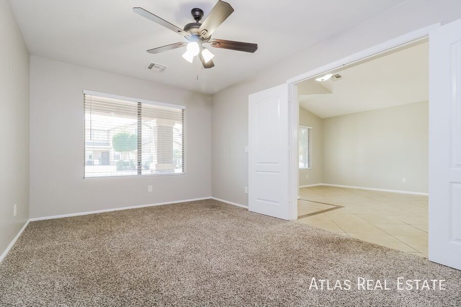 Building Photo - 17628 W Corrine Dr