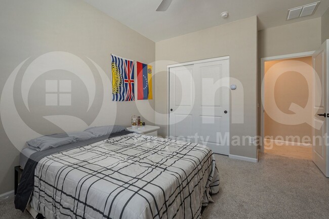 Building Photo - 5369 S Sierra Prieta Trl