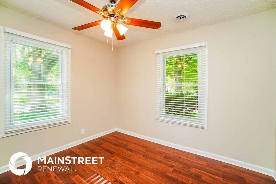 Building Photo - 200 Crestview Dr