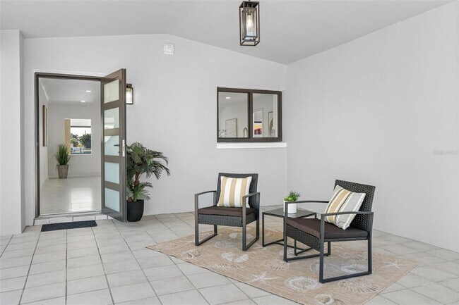 Building Photo - 475 115th Ave