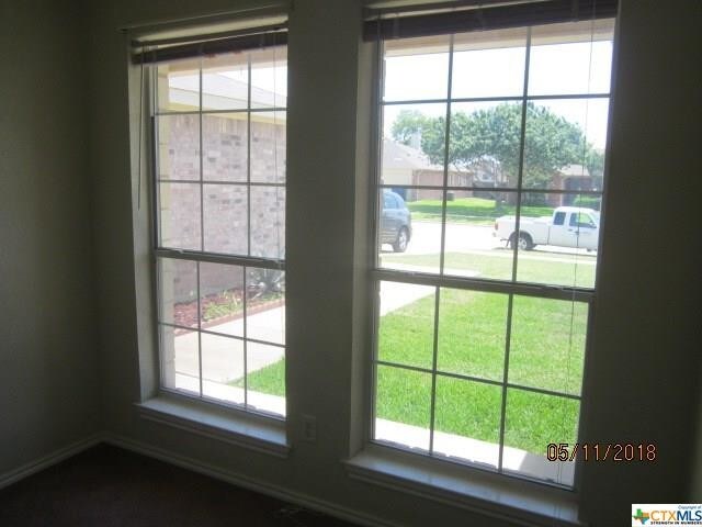 Building Photo - 2303 Jake Dr