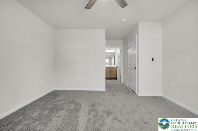 Building Photo - 1513 Maple St