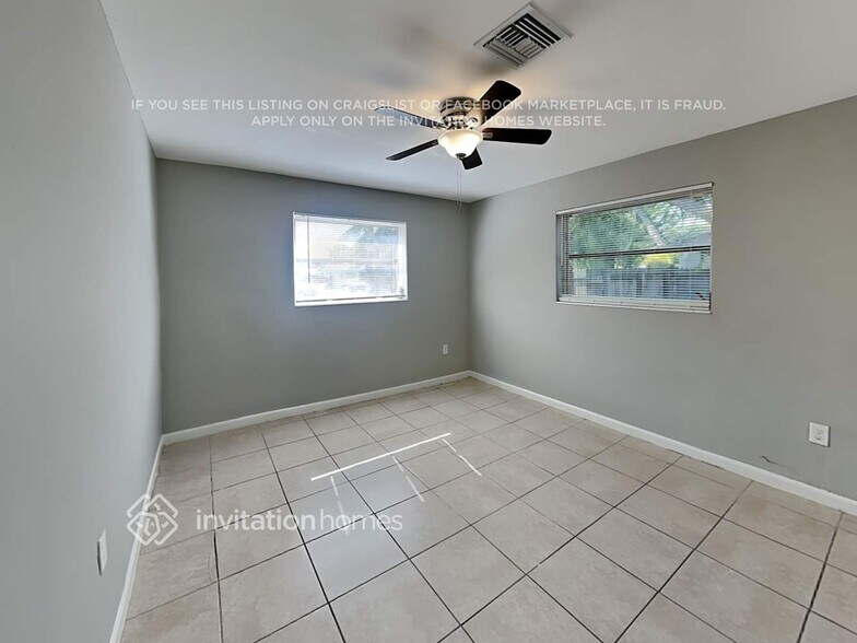 Building Photo - 908 Belmont Dr
