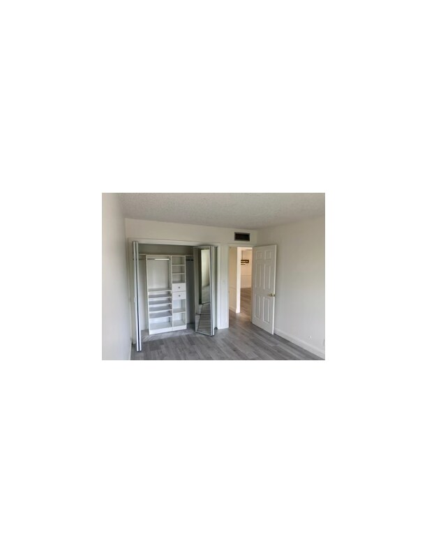 HALLWAY - 608 NW 13th St