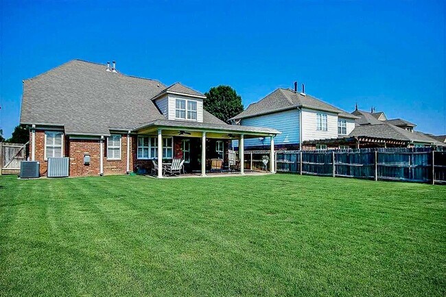 Building Photo - 158 E Porter Run Dr