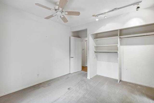 Building Photo - 10714 Royal Springs Dr