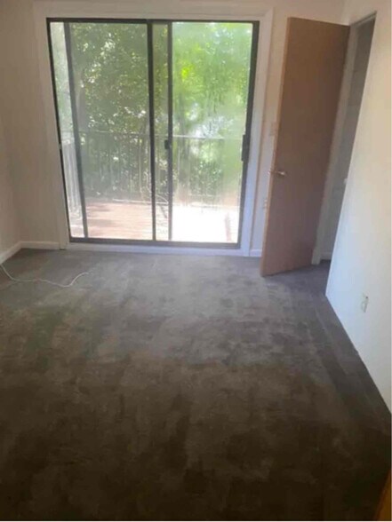Building Photo - 44 Alsada Dr