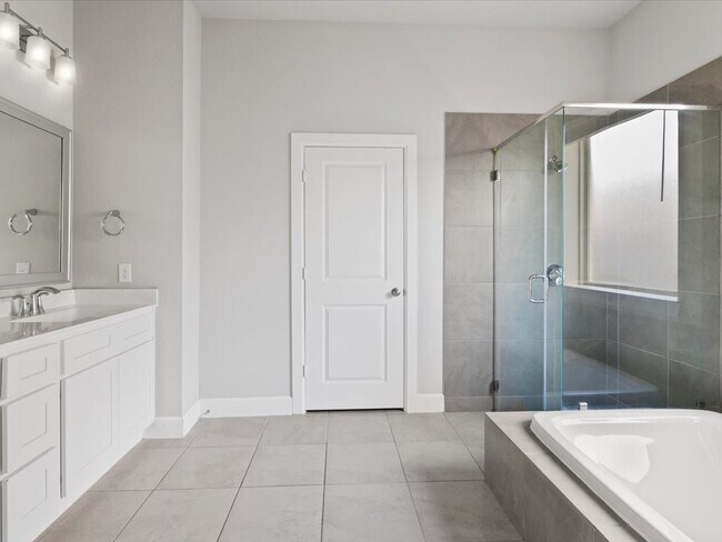 Building Photo - 222 Amaranth Wy