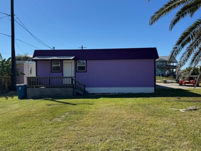 Building Photo - 1005 E Lamar St