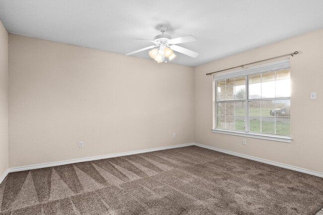Building Photo - 125 Satch Dr