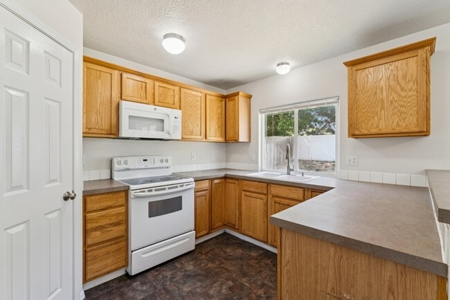 Building Photo - 123 Chapparosa Ct E