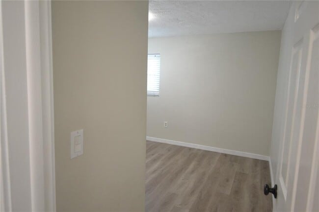 Building Photo - 746 Barbara St