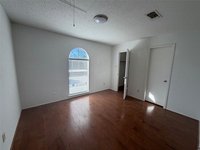 Building Photo - 7821 Cook Rd