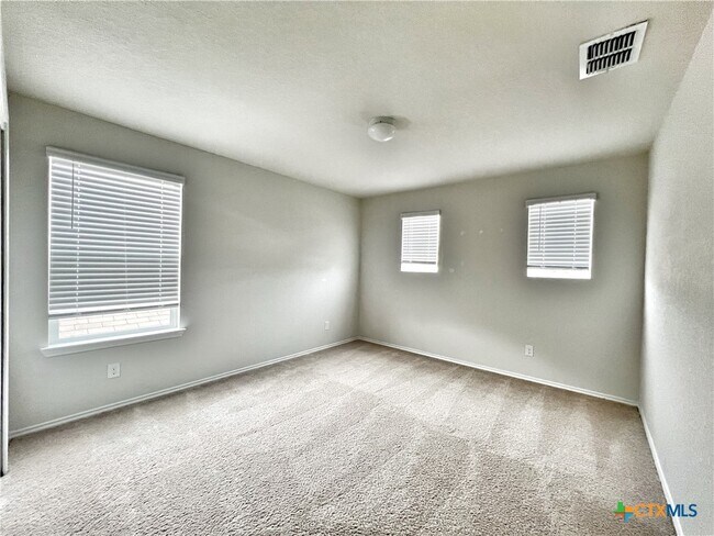 Building Photo - 29529 Spring Copper