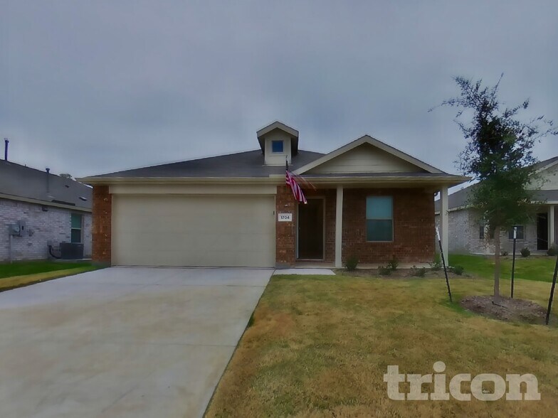 Building Photo - 1704 Claireborne Court Little Elm TX