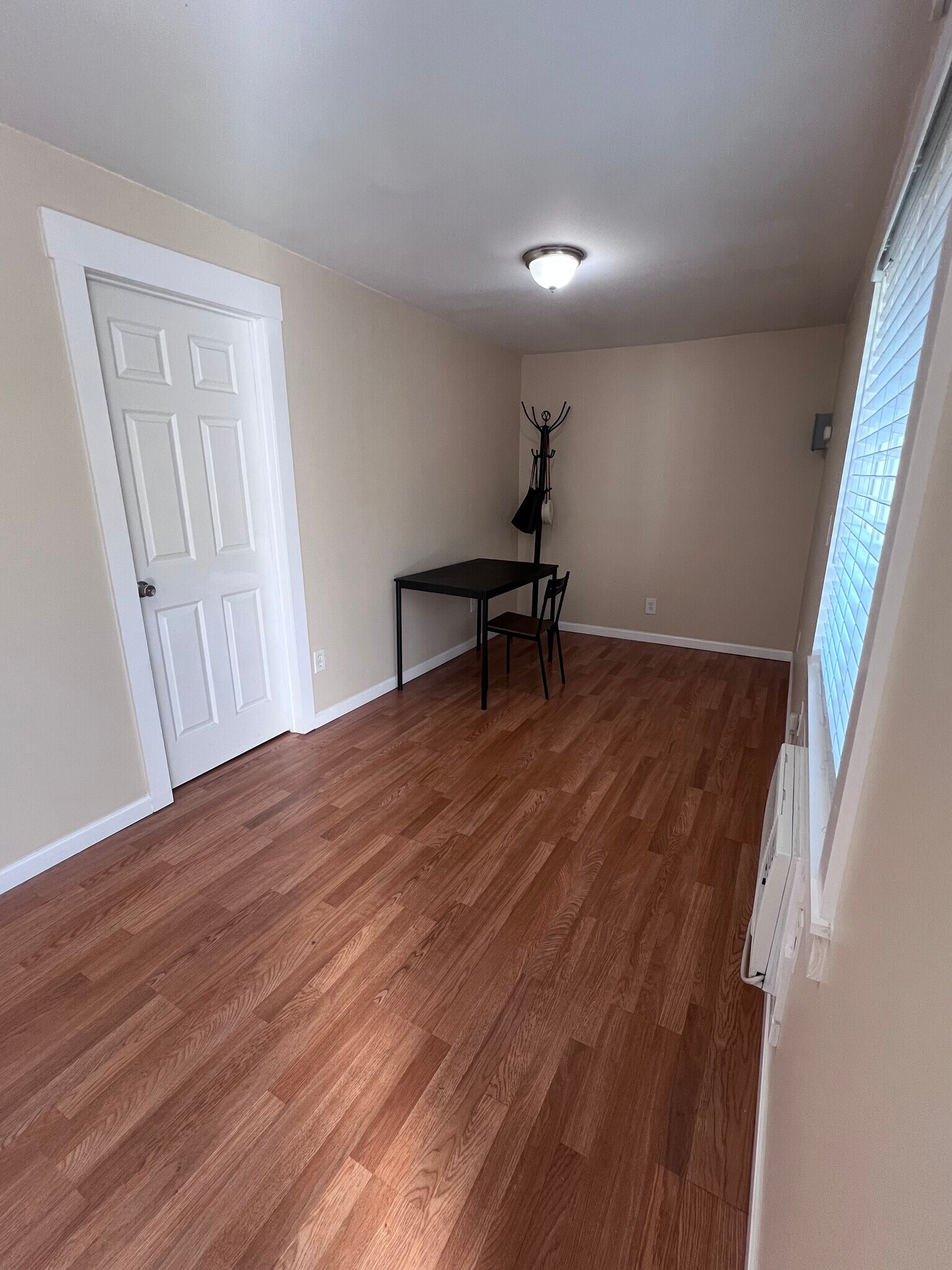 Building Photo - 29 Phylis Dr