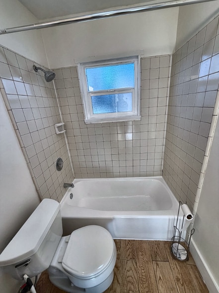 Building Photo - 212 N Coast Hwy