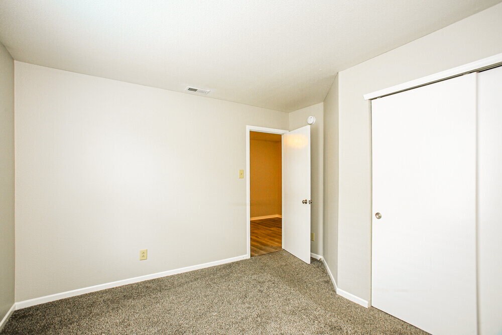 Building Photo - 15442 Gallow Ln