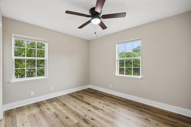 Building Photo - 8635 Strathmore Dr