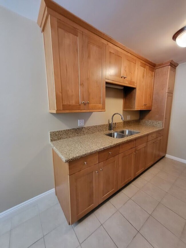 Interior Photo - 218-224 W. Olive St.
