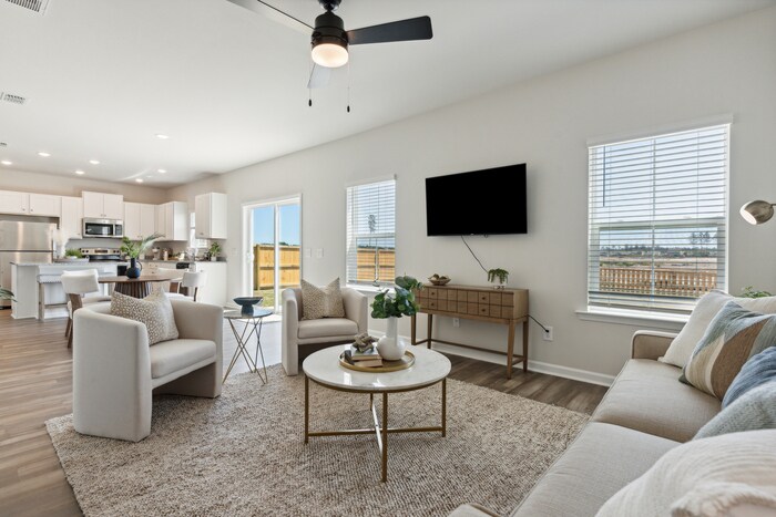 Building Photo - 463 Navona Dr