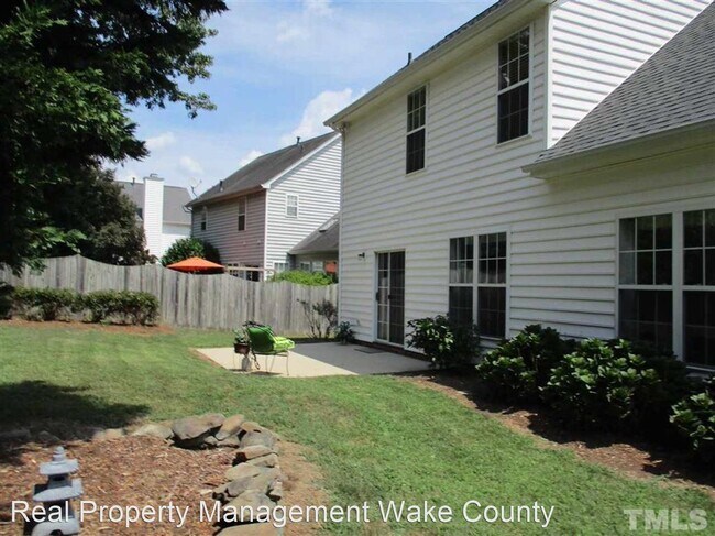 Building Photo - 3 br, 2.5 bath House - 8712 Blakehurst Drive